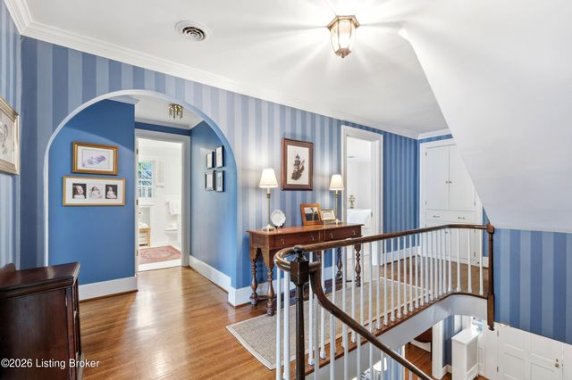137 Sagamore Rd, Louisville, KY 40207