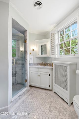 137 Sagamore Rd, Louisville, KY 40207