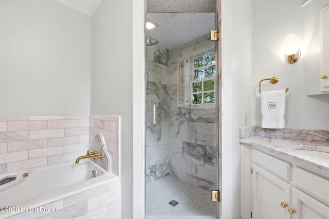 137 Sagamore Rd, Louisville, KY 40207
