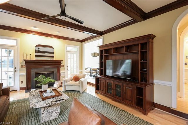 100 Fox Lake Court, Winston-salem, NC 27106