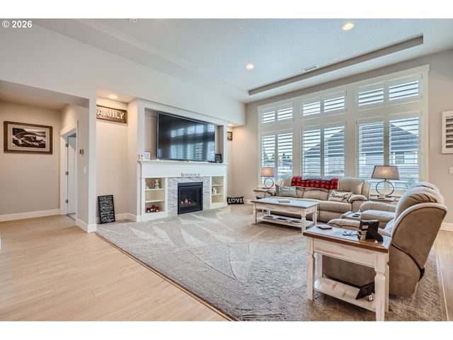 2923 S WHITE SALMON Dr, Ridgefield, WA 98642