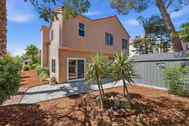 39876 Via Castana, Murrieta, CA 92563