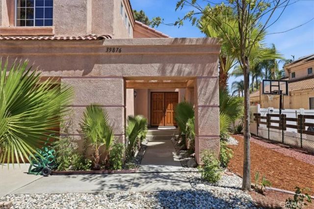 39876 Via Castana, Murrieta, CA 92563