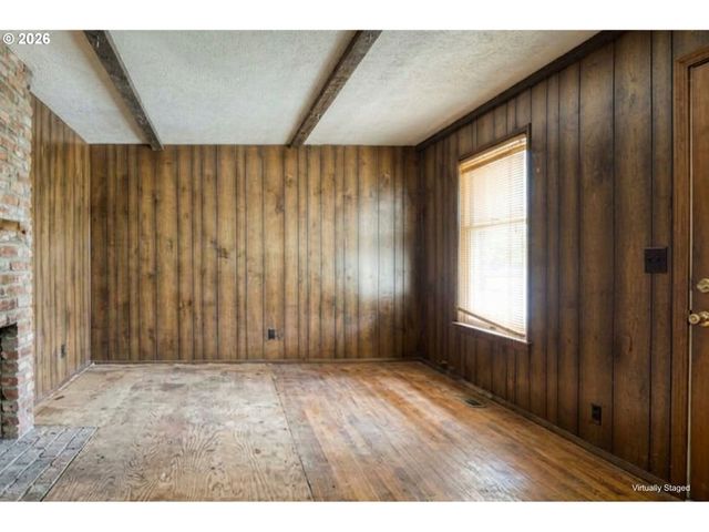 6939 N ARMOUR St, Portland, OR 97203