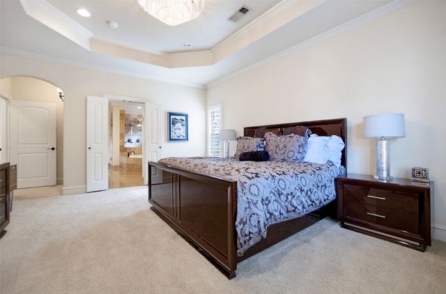 6520 Sondra Drive, Dallas, TX 75214