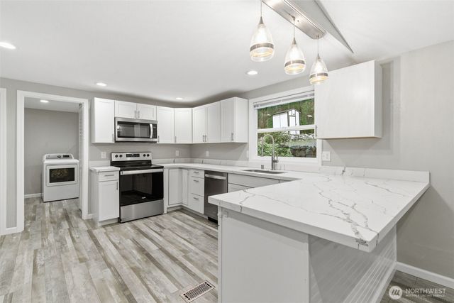 12520 SW Lindi Lane, Port Orchard, WA 98367