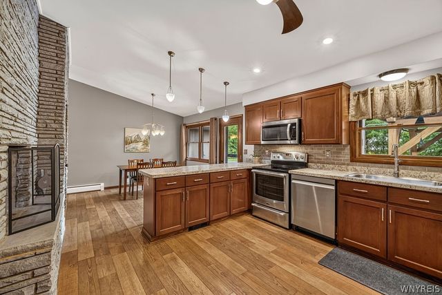 912 Escarpment Drive, Lewiston, NY 14092
