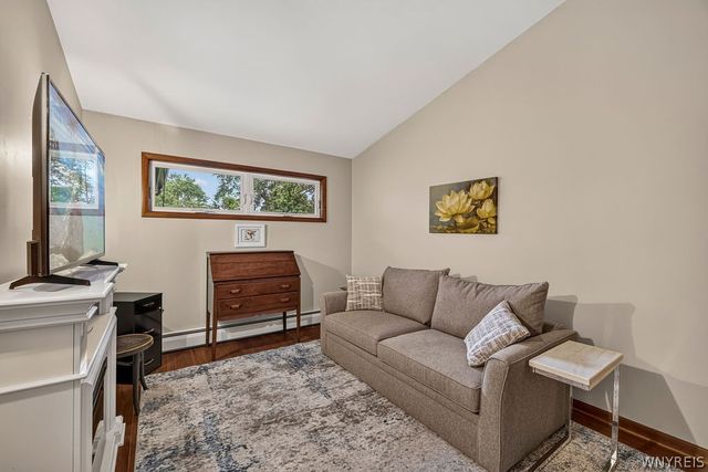 912 Escarpment Drive, Lewiston, NY 14092