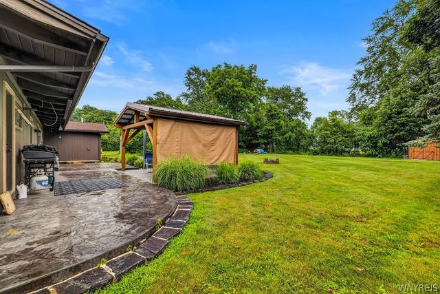 912 Escarpment Drive, Lewiston, NY 14092