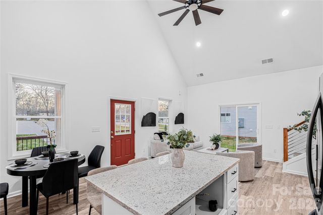 510 N Mulberry Street, Cherryville, NC 28021