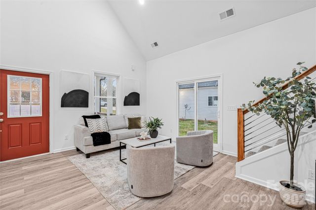 510 N Mulberry Street, Cherryville, NC 28021