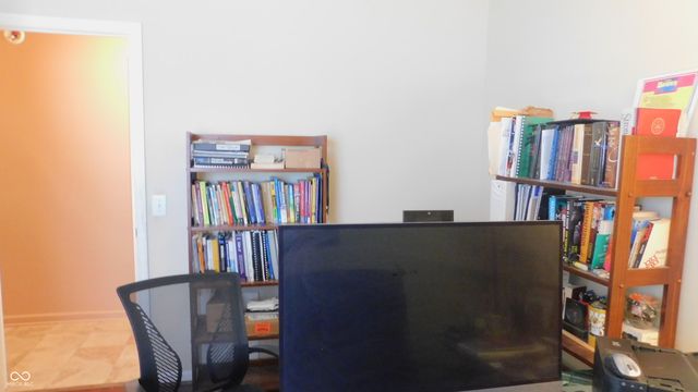 11127 Cowan Lake Court, Indianapolis, IN 46235