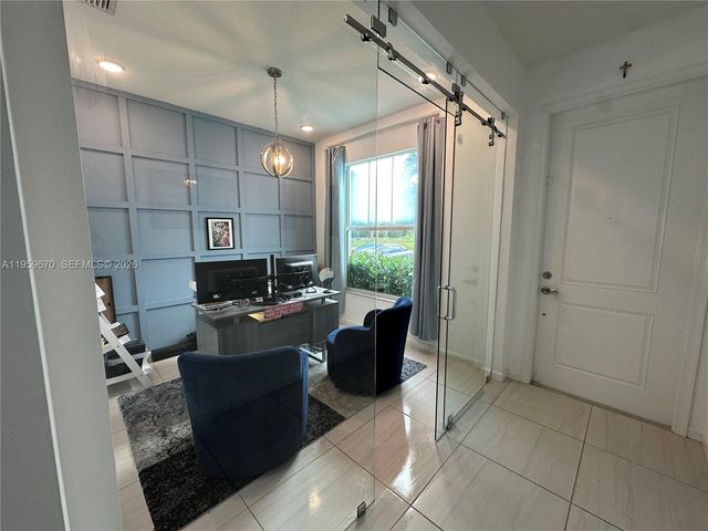 6319 Trails Of Foxford Ct, West Palm Beach, FL 33415