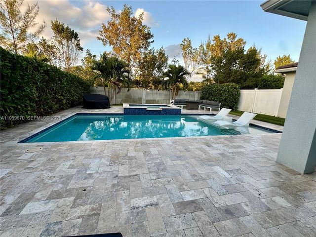6319 Trails Of Foxford Ct, West Palm Beach, FL 33415