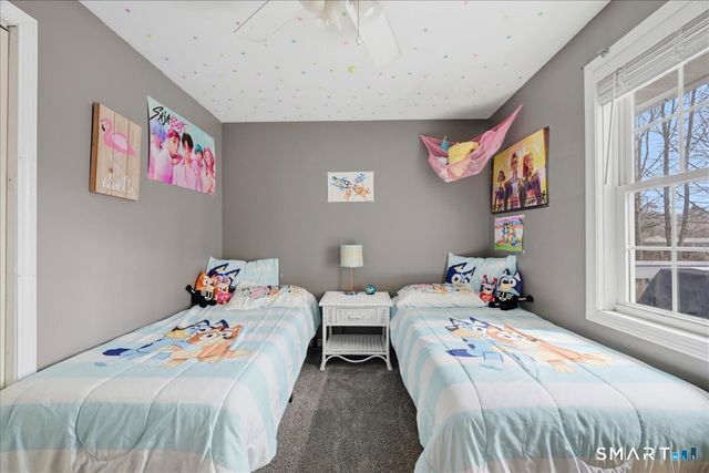 40 Kenyon Road, Waterford, CT 06385