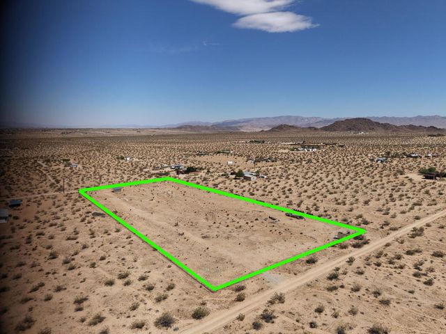 971 Center, Joshua Tree, CA 92252
