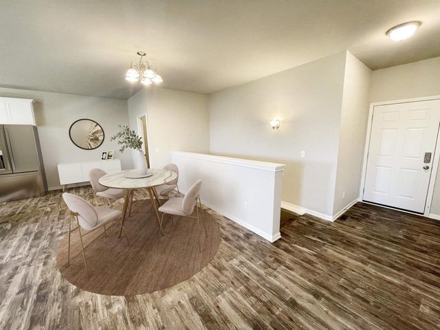 802 Sarah Street, Belleville, WI 53508