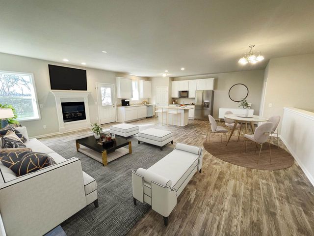 802 Sarah Street, Belleville, WI 53508