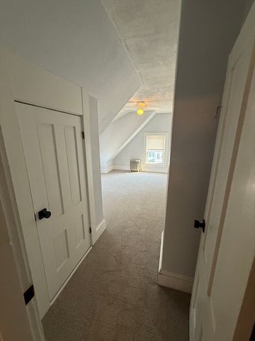 9-11 Rockland 9, Newton, MA 02458