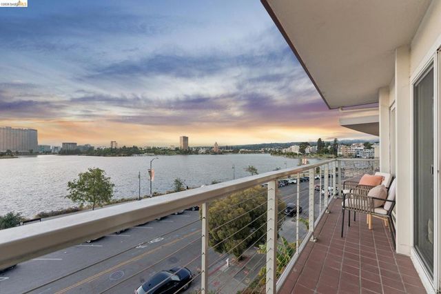 1410 Lakeshore Ave 5, Oakland, CA 94606