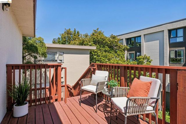 1410 Lakeshore Ave 5, Oakland, CA 94606