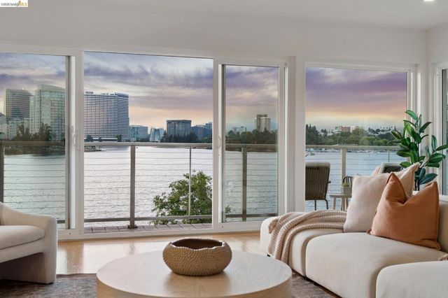 1410 Lakeshore Ave 5, Oakland, CA 94606