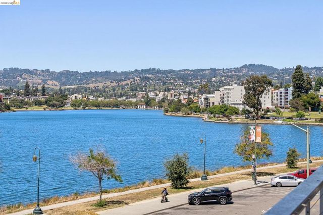 1410 Lakeshore Ave 5, Oakland, CA 94606