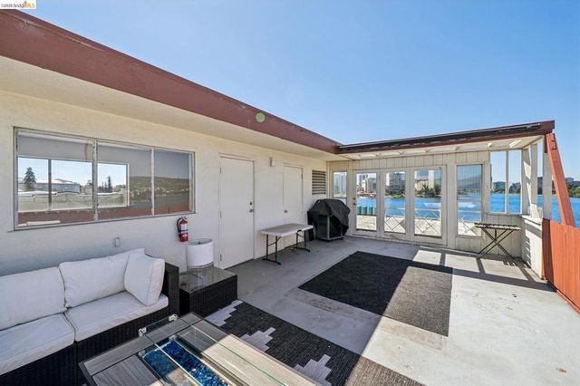 1410 Lakeshore Ave 5, Oakland, CA 94606