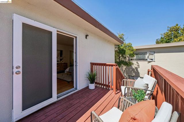 1410 Lakeshore Ave 5, Oakland, CA 94606