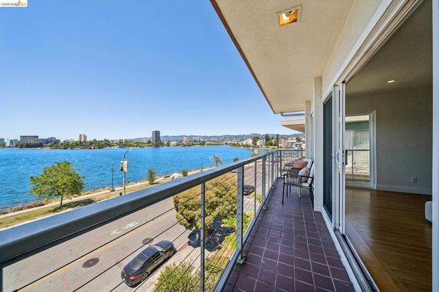 1410 Lakeshore Ave 5, Oakland, CA 94606