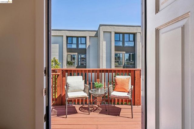 1410 Lakeshore Ave 5, Oakland, CA 94606