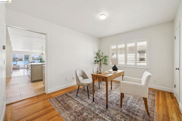 1410 Lakeshore Ave 5, Oakland, CA 94606