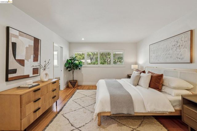 1410 Lakeshore Ave 5, Oakland, CA 94606