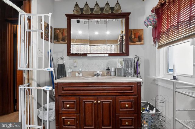 318 NEWPORT NECK RD, Newport, NJ 08345