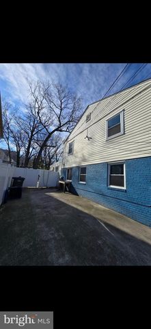 2223 HUNTINGTON AVE, Alexandria, VA 22303