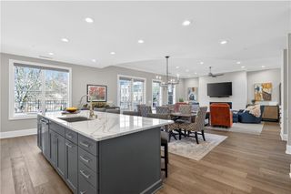 8255 Main Street, Woodstock, GA 30188