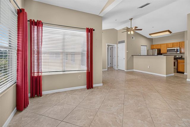 10764 70TH AVENUE 1304, Seminole, FL 33772