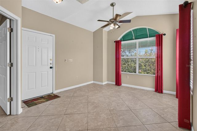10764 70TH AVENUE 1304, Seminole, FL 33772