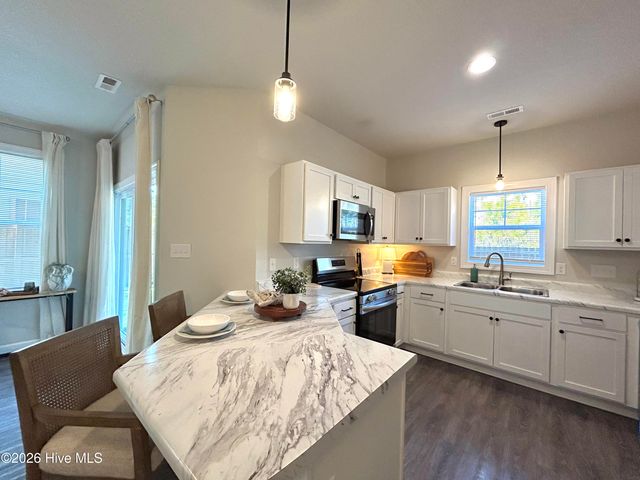 2021 Folkstone Woods Lane, Holly Ridge, NC 28445