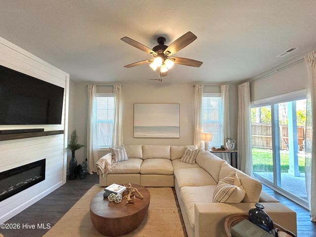 2021 Folkstone Woods Lane, Holly Ridge, NC 28445