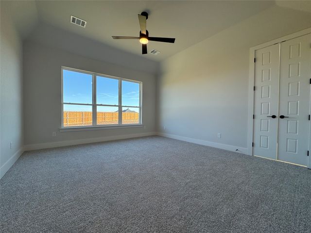 100 Mikasi, Godley, TX 76044