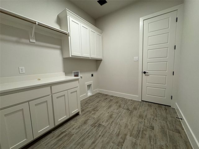 100 Mikasi, Godley, TX 76044