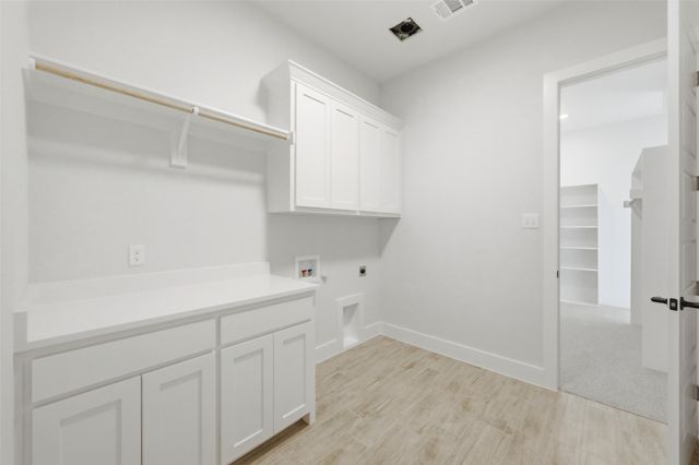 100 Mikasi, Godley, TX 76044