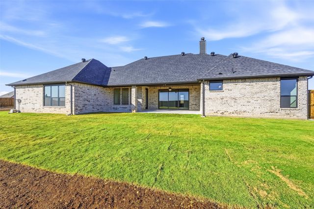 100 Mikasi, Godley, TX 76044