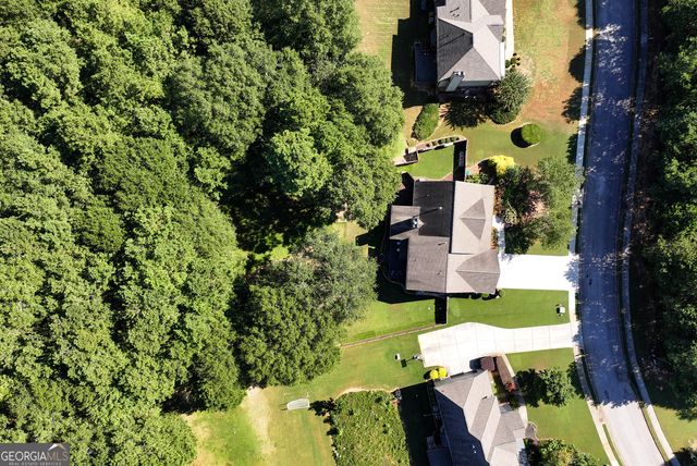 1203 Fairwinds Drive, Loganville, GA 30052