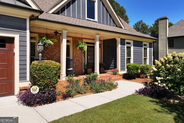 1203 Fairwinds Drive, Loganville, GA 30052