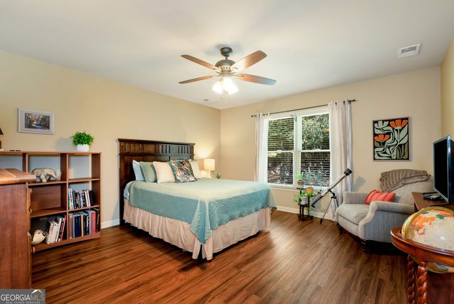 1203 Fairwinds Drive, Loganville, GA 30052