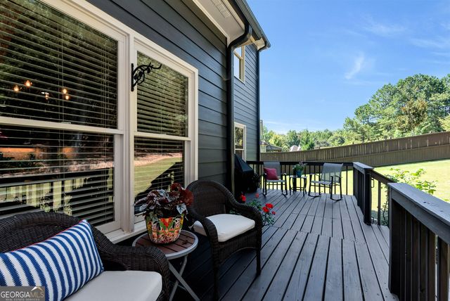 1203 Fairwinds Drive, Loganville, GA 30052