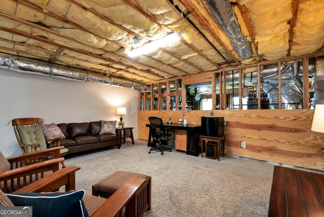 1203 Fairwinds Drive, Loganville, GA 30052