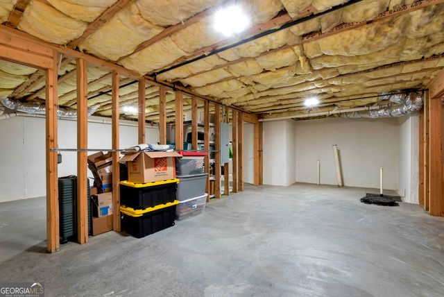 1203 Fairwinds Drive, Loganville, GA 30052